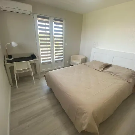 Chambre privée chez l habitant avec piscine de 1 à 3 chambres Grieges Extérieur photo