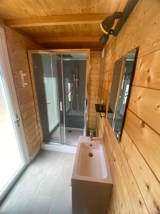 Privée Avec Piscine De 1 à 3 *