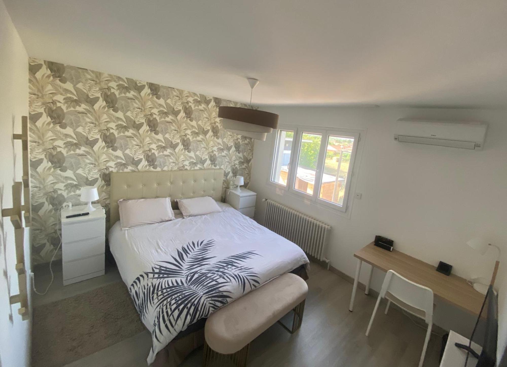 Privée Avec Piscine De 1 à 3 Séjour chez l'habitant Grieges